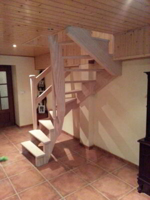 escalera pasamanos ebanisteria madera